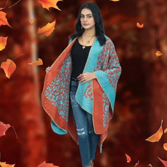 Wrap Poncho Beautiful Versatile. Wear on either side.
Acrylic textile
#N013 - Picture 5 of 6